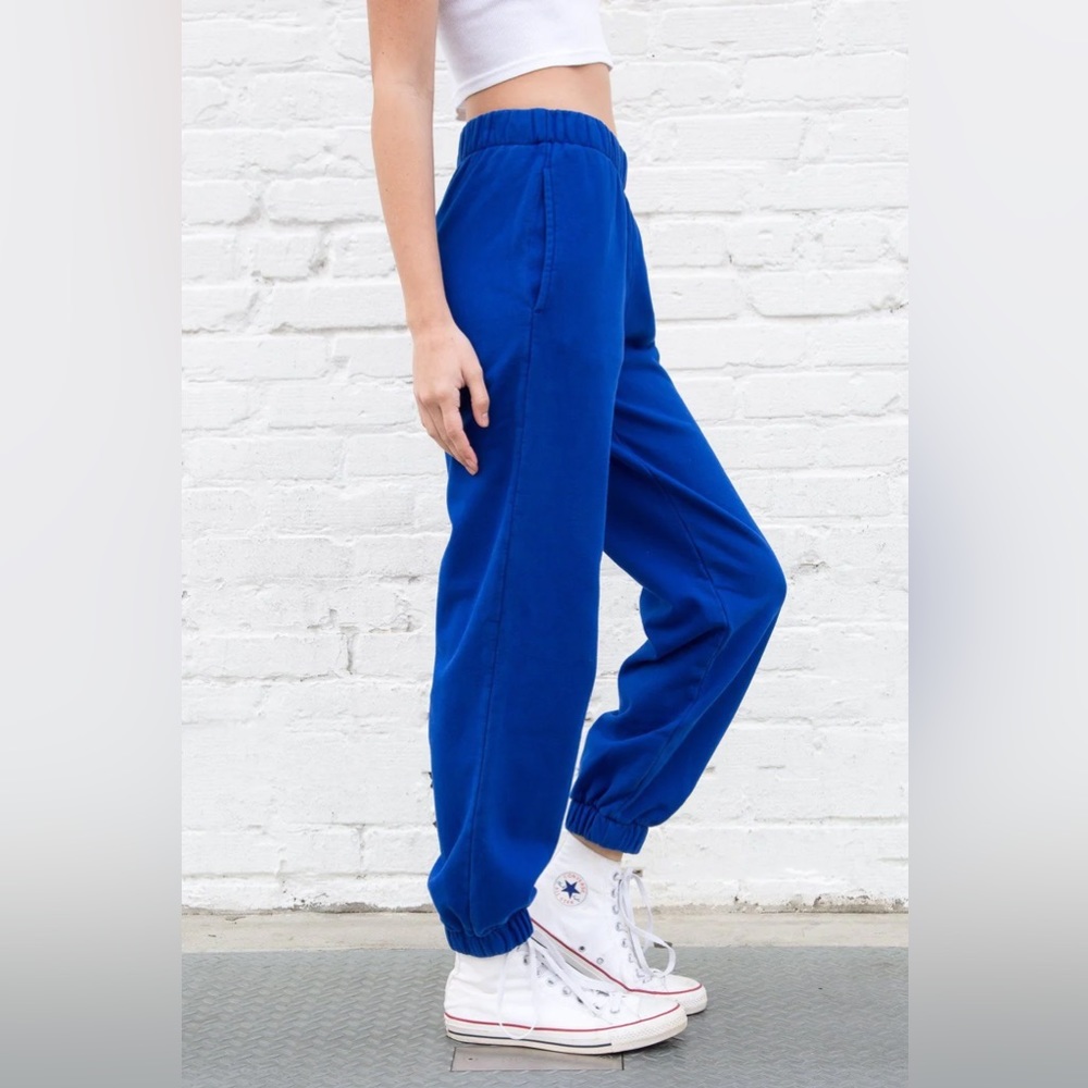 Brandy Melville Rosa Sweatpants